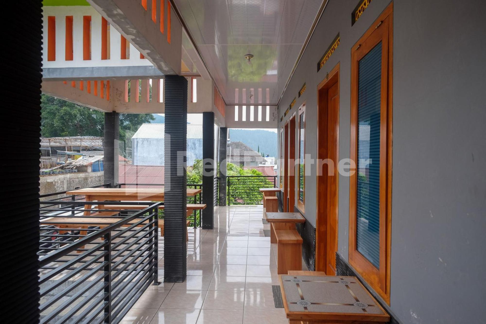 Hotel Giri Mulyo B Near Grojogan Sewu Mitra Reddoorz 2*