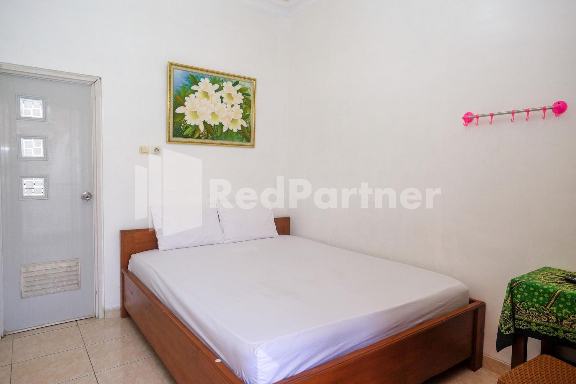 Hotel Giri Mulyo B Near Grojogan Sewu Mitra Reddoorz Tawangmangu